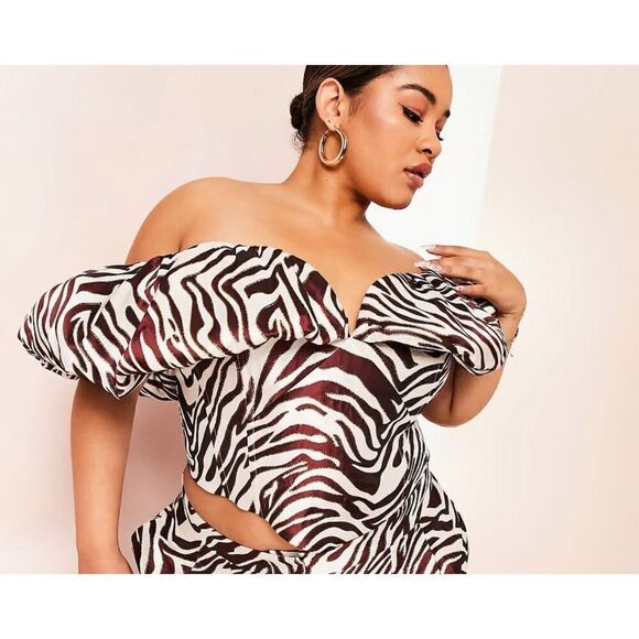 ASOS Luxe  Curve off shoulder puff sleeve top in zebra jacquard size 14 - Picture 1 of 4